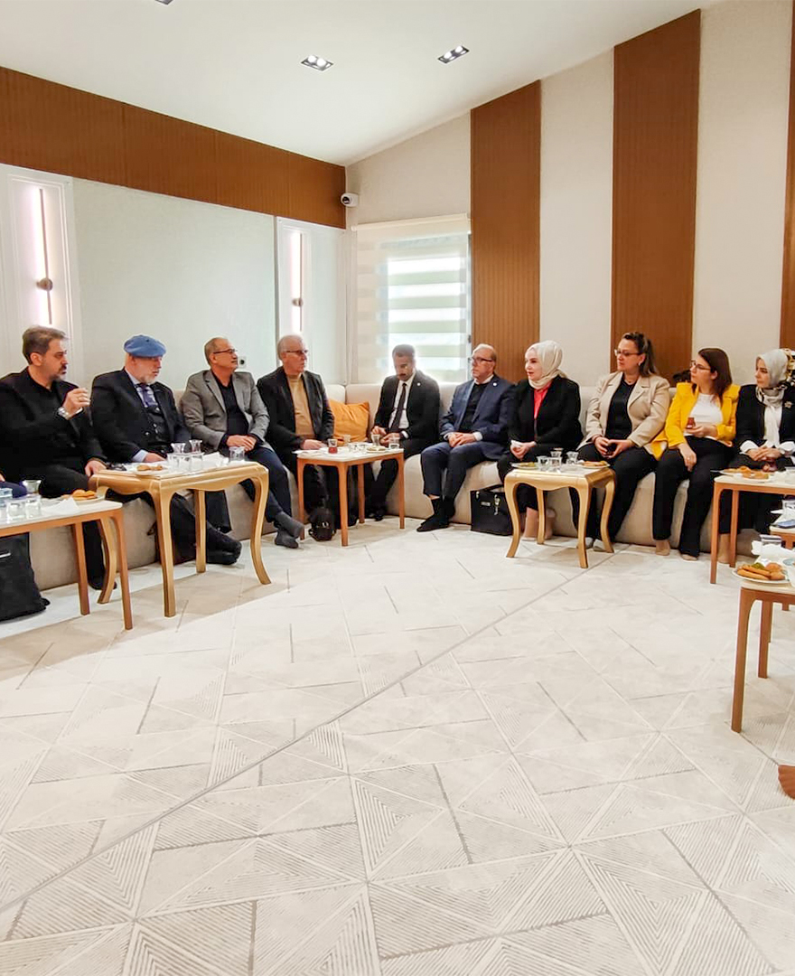 Mozaik Kadın ve Aile Derneği Aile Birliği İçin Sahaya İndi