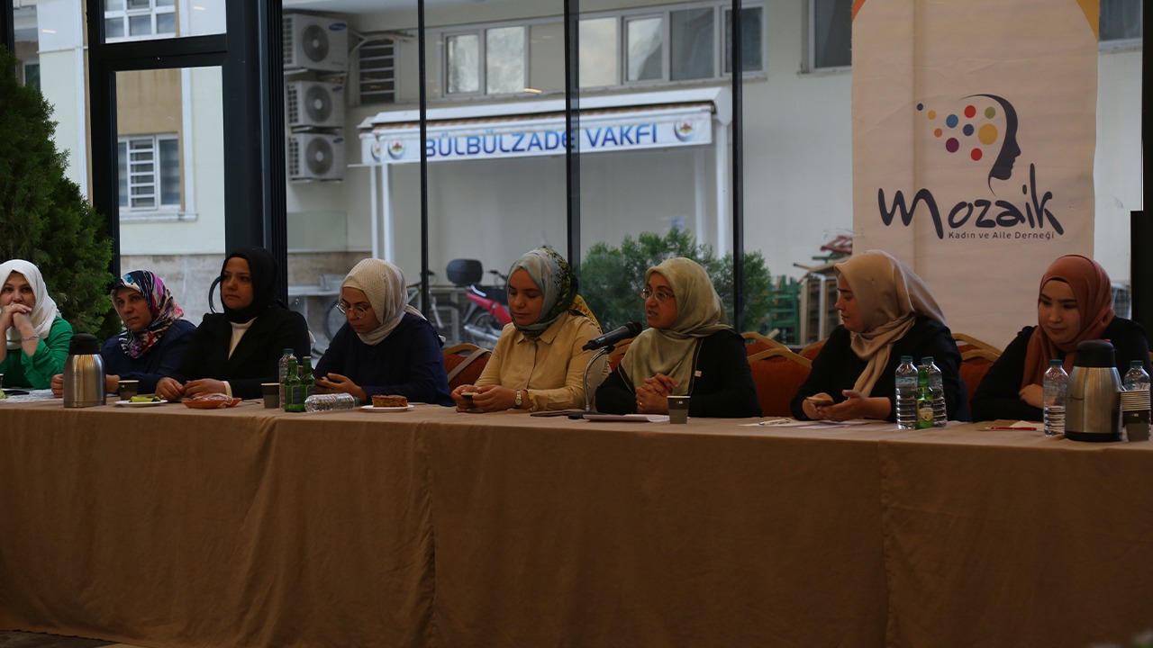 ''Bahar Şenliği '' Değerlendirme Toplantısı